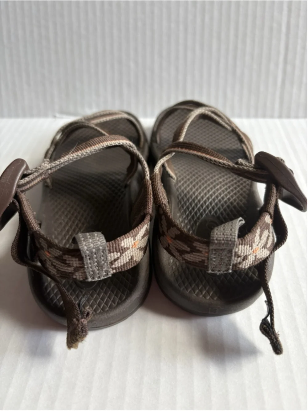 Chacos Z2 Youth Brown Floral Size 13 Adjustable Water Shoe Camp Outdoor